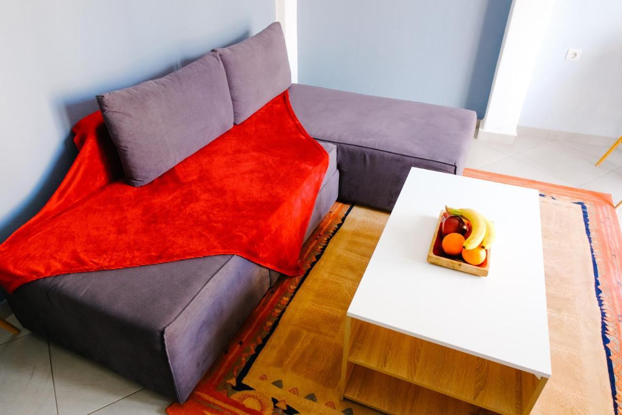 Violet City Center Apartments Кавала Экстерьер фото
