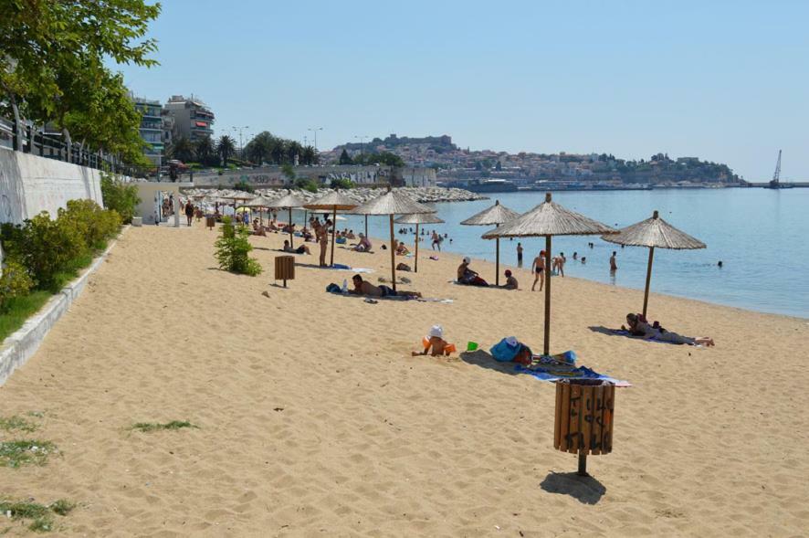 Violet City Center Apartments Кавала Экстерьер фото